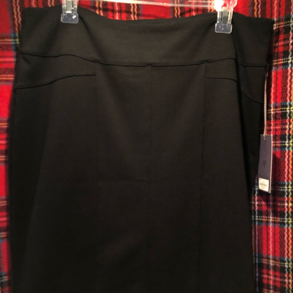 Jennifer Lopez Black Skirt